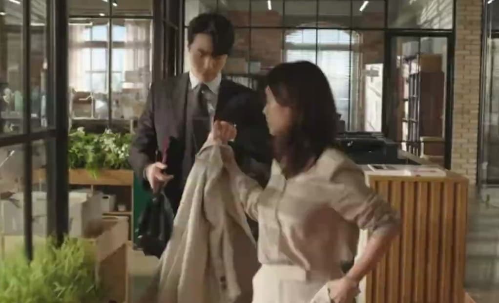 러브스카우트 프리뷰: 한지민·이준혁, K-드라마 상사-비서 공식을 뒤집는다