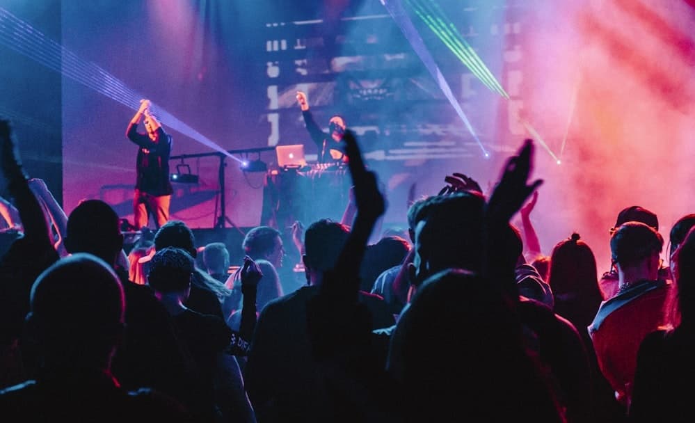 STAYC's 'BEBE' and the 'STAY TUNED' World Tour: The Moment a K-Pop Girl Group Crosses Into Global Touring