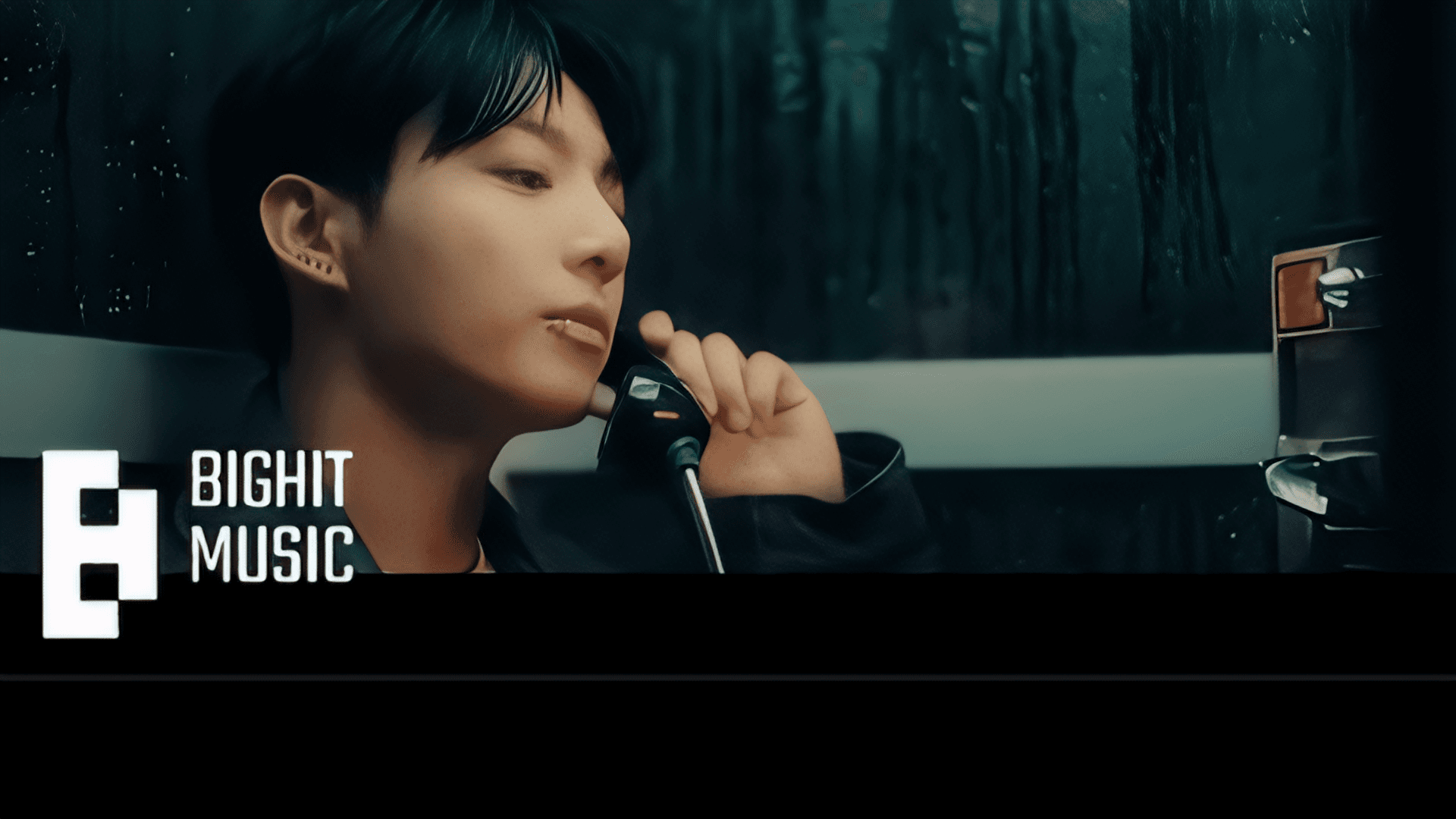 'Please Don't Change' của Jungkook BTS quay trở lại vị trí số 1 trên bảng xếp hạng iTunes toàn cầu