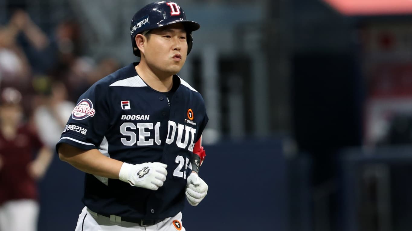 39세에 KBO 연봉킹 등극한 양의지, 42억 원의 가치는 어디에서 오는가