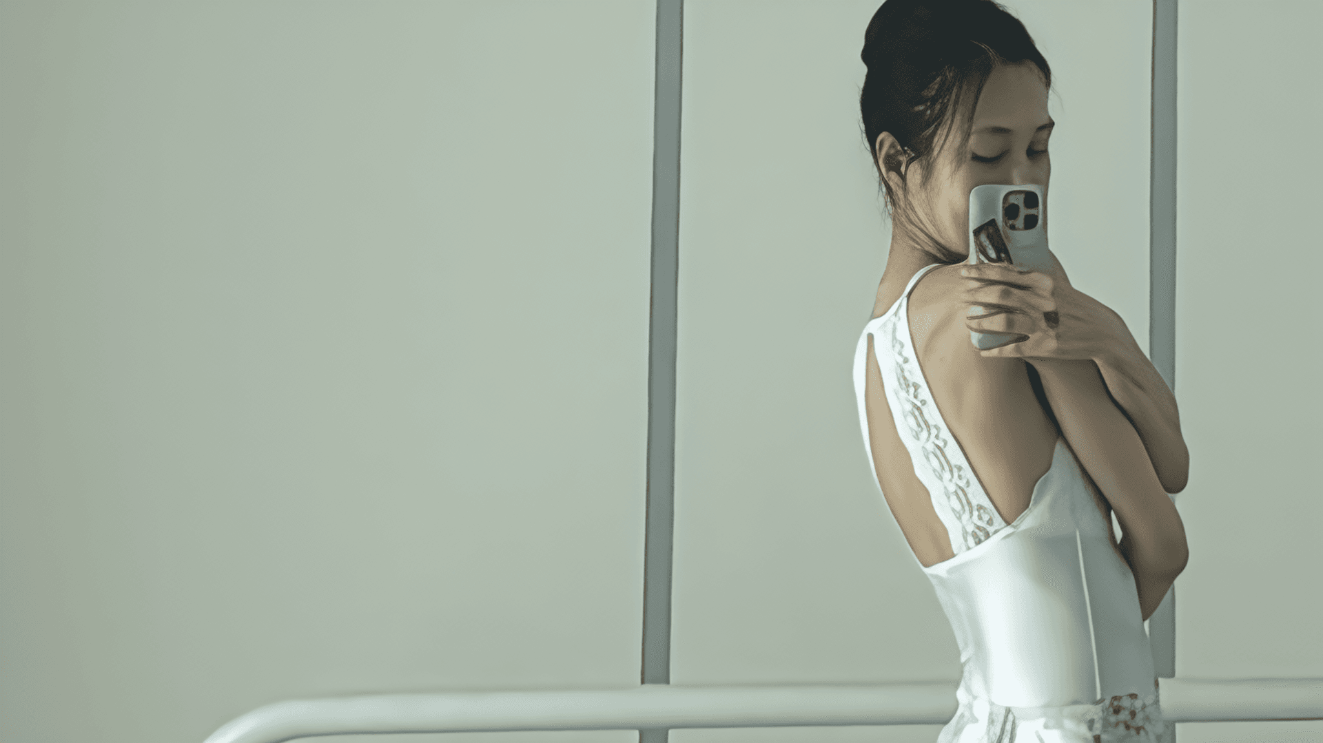 Yoon Hye Jin revela la intensa rutina de ejercicio que mantiene a la bailarina en forma excepcional