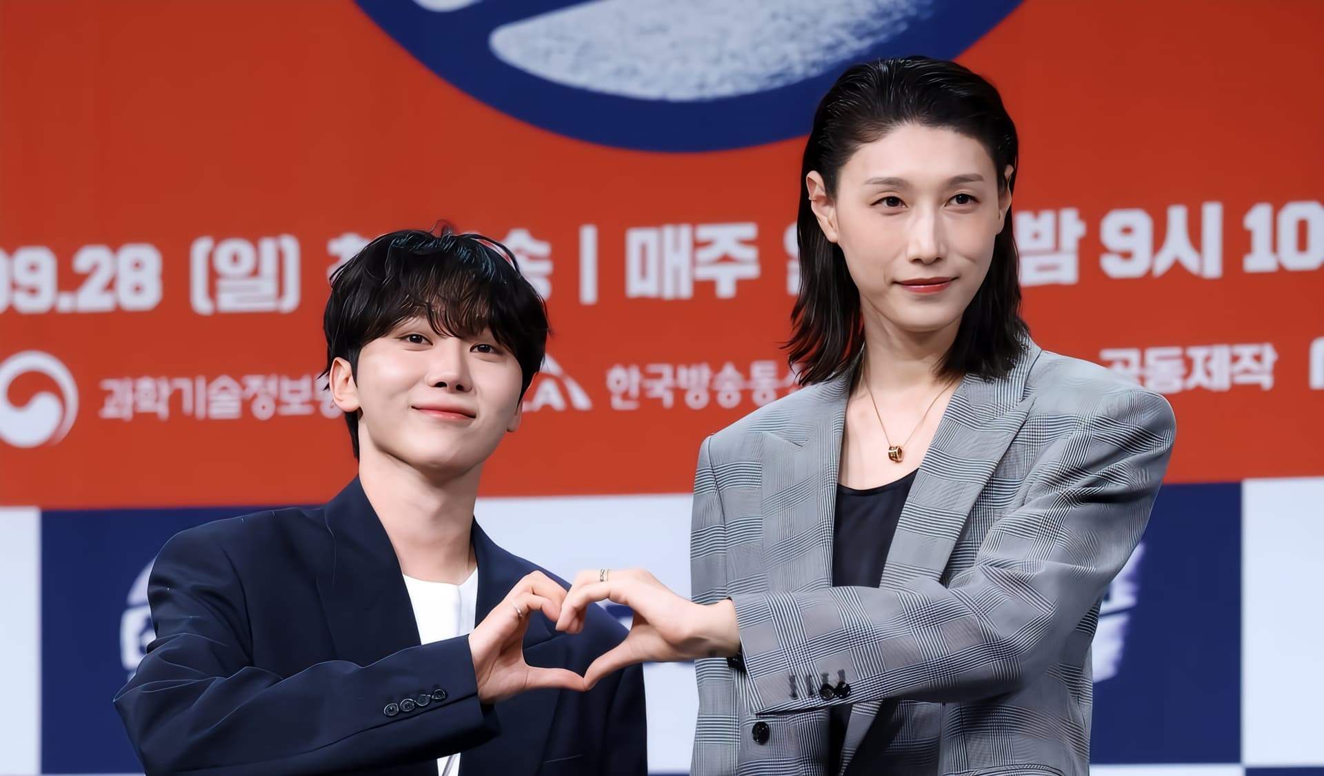 Kim Yeon-koung y Seungkwan de SEVENTEEN deslumbran con su química en colaboración de YouTube