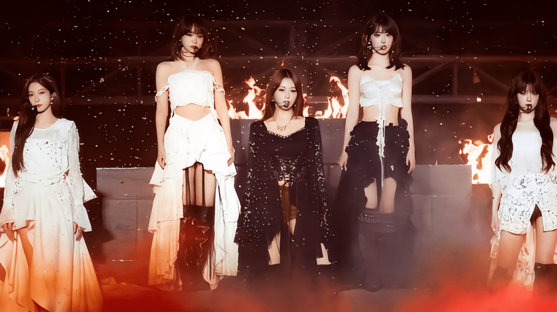 Konser Encore LE SSERAFIM Viral, Chaewon dan Sakura Ubah Tote Bag Jadi Fashion Statement