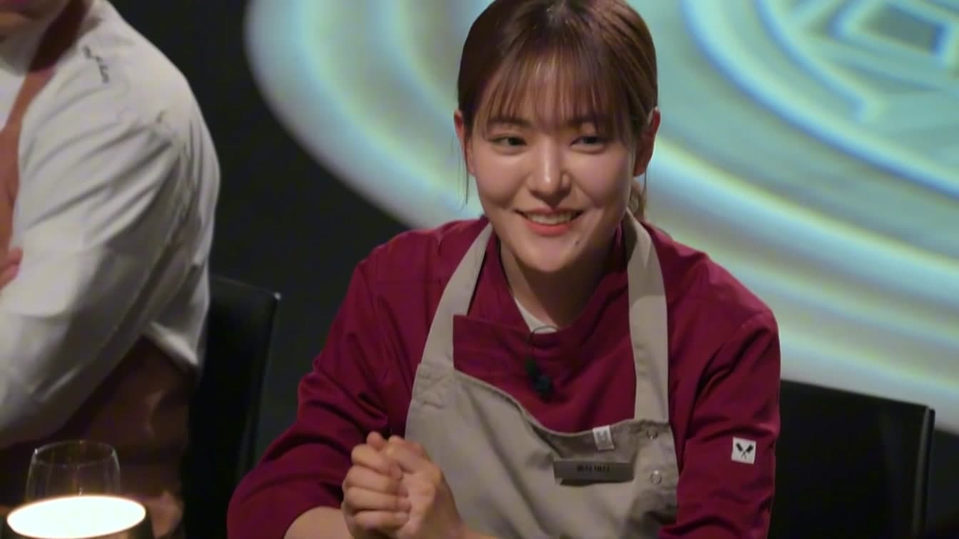 Bintang 'Culinary Class Wars' Netflix, Chef Park Eun-young, Umumkan Pernikahan Secara Live di TV
