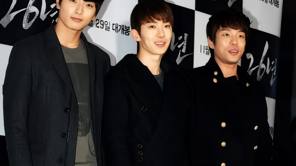 2AM members Jung Jinwoon, Jo Kwon, and Lee Changmin at a movie premiere event in Seoul