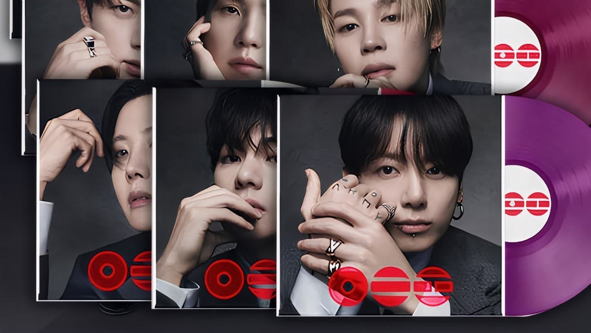 BTS ARIRANG album featuring the title track Swim