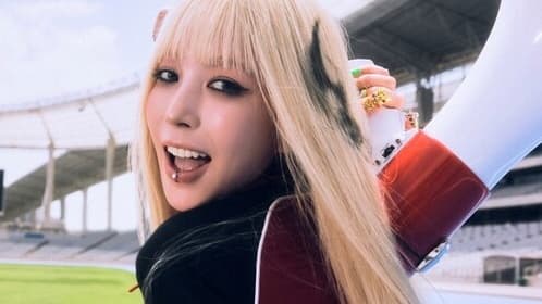 보아 'Crazier' 리뷰: 데뷔 25년, K팝의 선구자는 여전히 자기답다