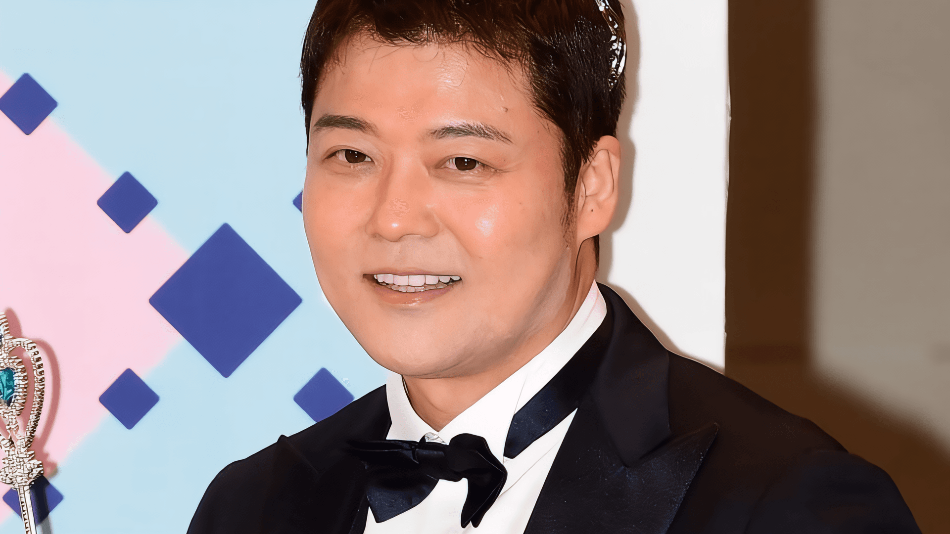 전현무, 카페 알바 면접에서 외모 기준 미달로 혼자만 탈락한 사연 공개