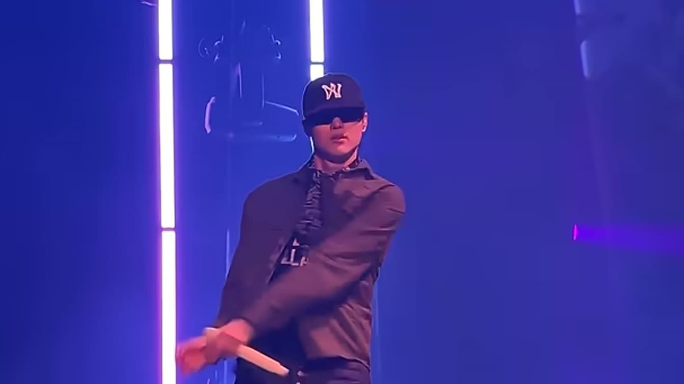 WOODZ esperó 13 años para este momento — su primer álbum de estudio agotó un arena