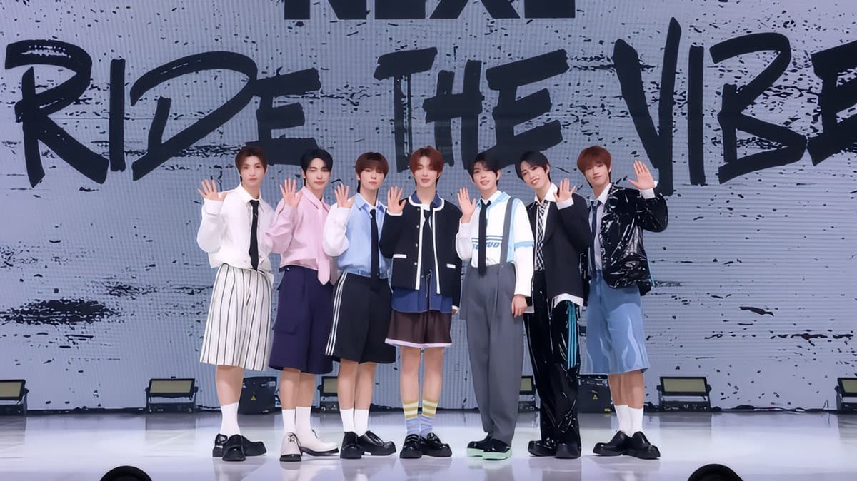 Dari Budokan ke Rock in Rio: NEXZ Umumkan Tur Arena Pertama Hanya 662 Hari Setelah Debut