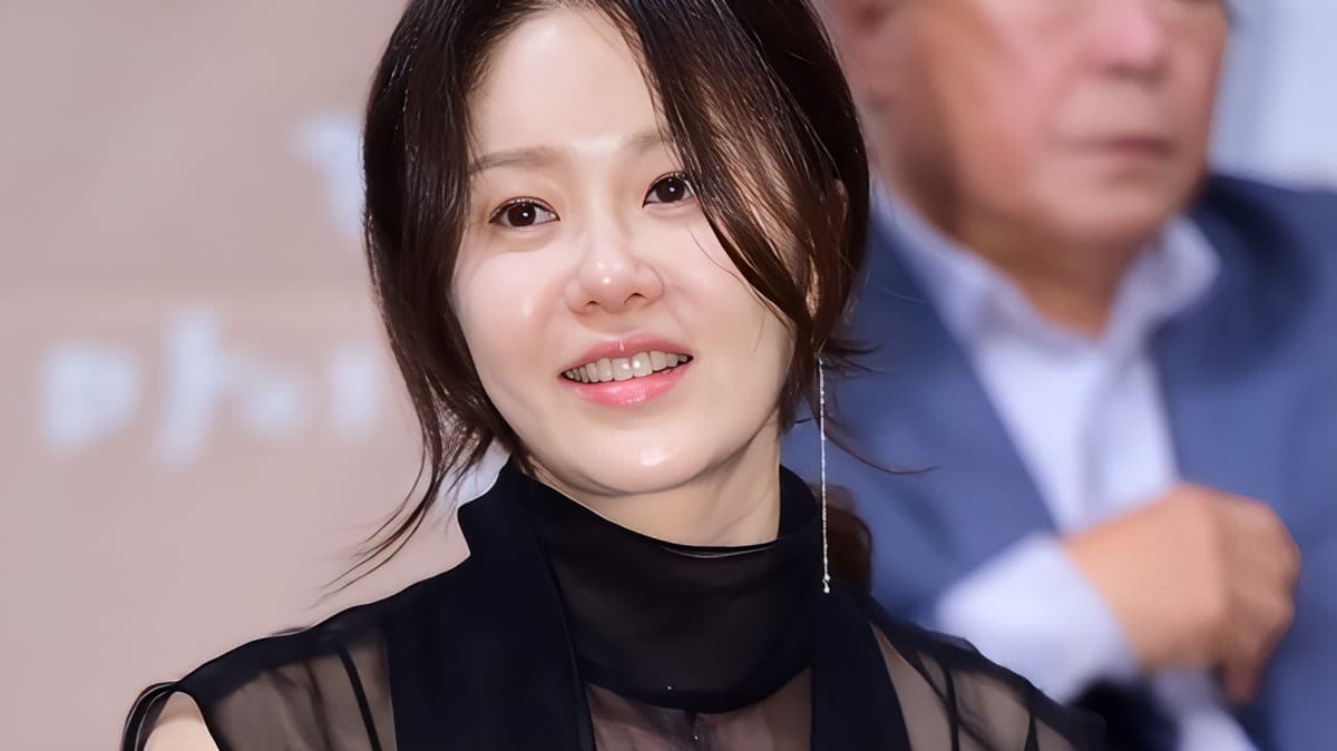 Ko Hyun-jung Opens Up About Her Lonely Tokyo Years