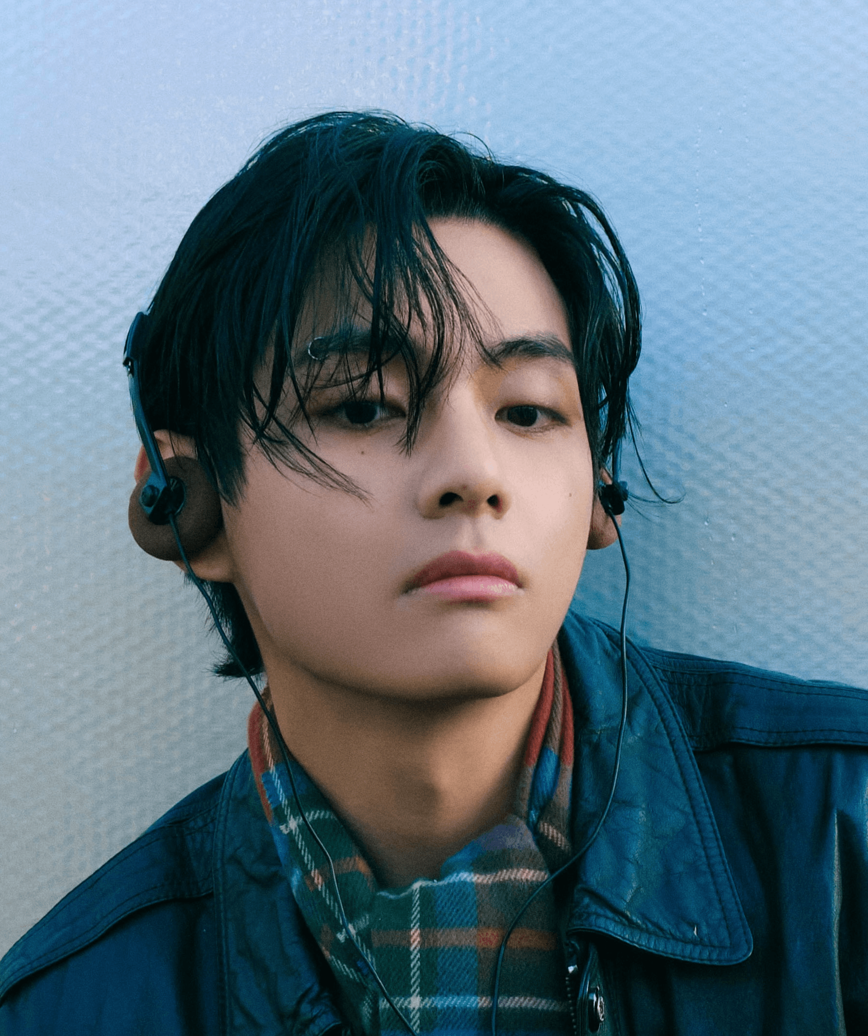 The Single Photograph That Led BIGHIT's Producer to Discover BTS's V