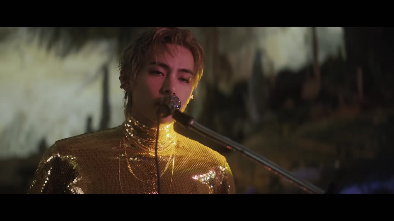 BTS V performing on stage — his father's unexpected friendship with actor Lee Jong Hyuk became a viral moment on MBC's Radio Star