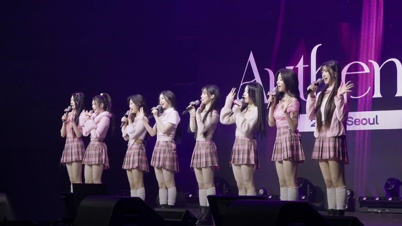 Nadie estaba listo para los 24 miembros de tripleS en escena — y ese era exactamente el punto