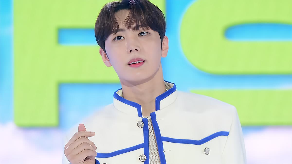 Jaeyoon of SF9, who plays Chae-rok in the musical Nabilera at Seoul Arts Center CJ Towol Theater
