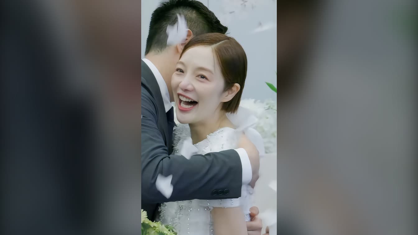 황보라, 오랜 기다림 끝에 품에 안은 아들과 함께 시아버지 김용건의 팔순을 축하하다