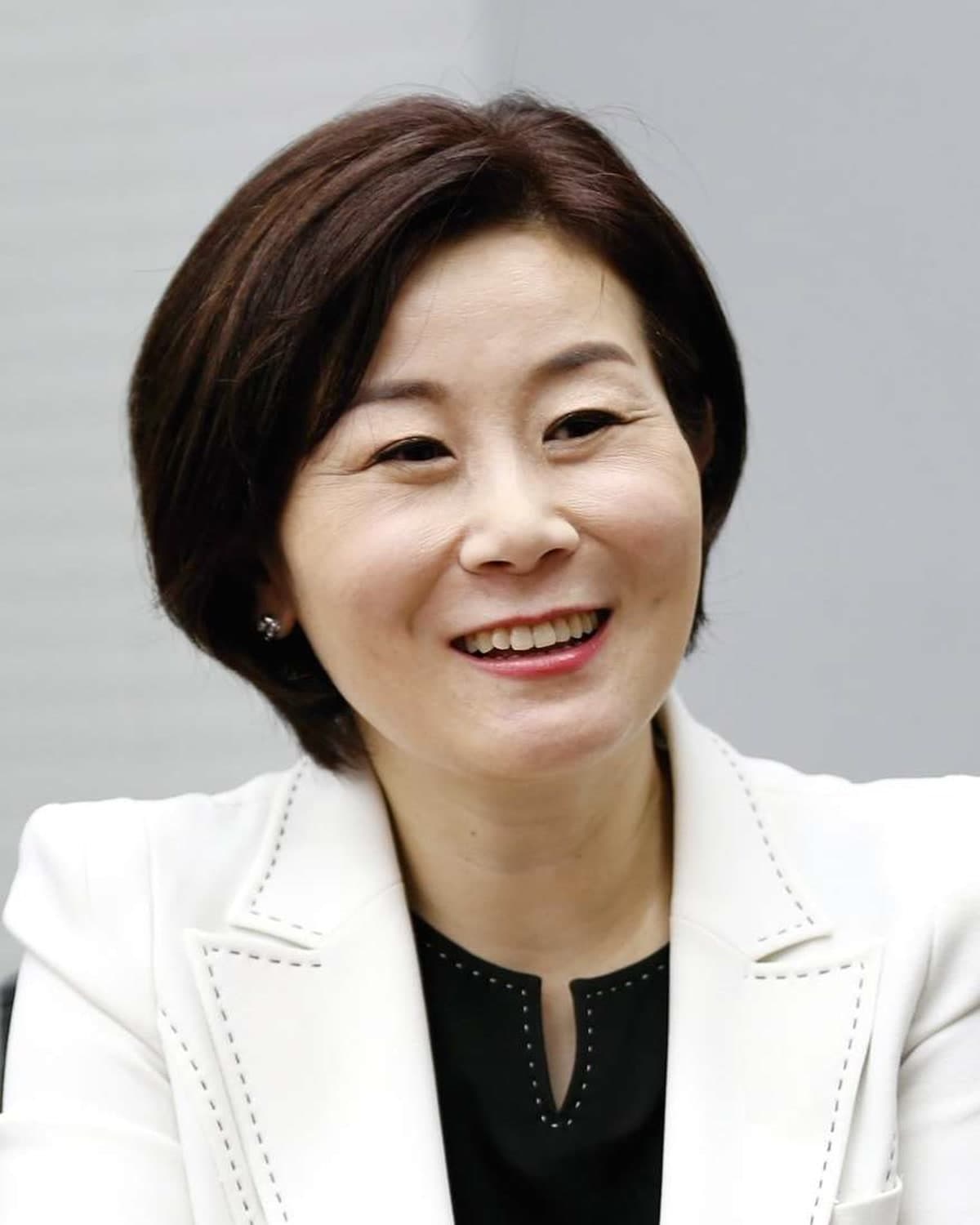 김희정
