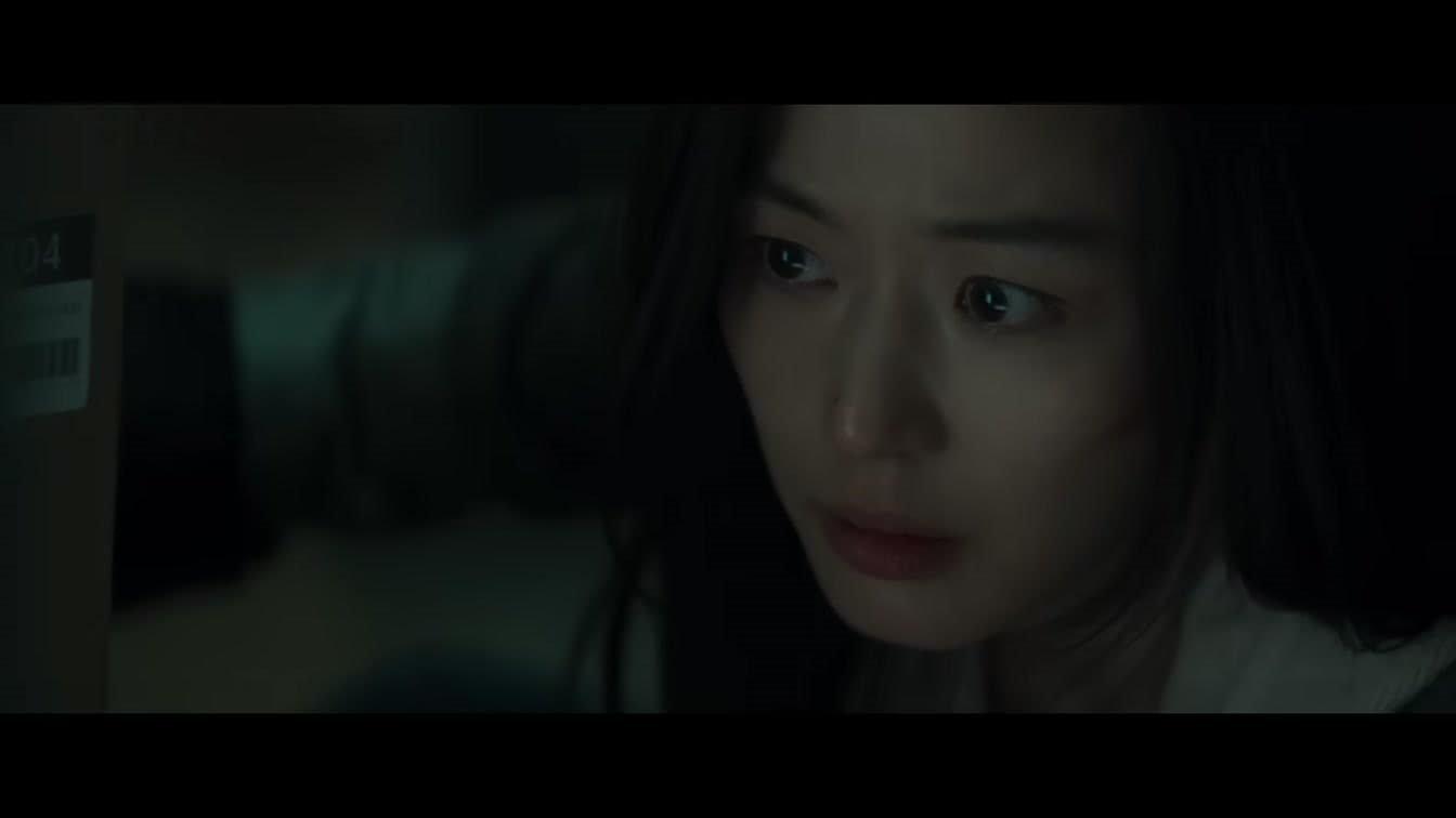 Survivors confront the infected in Yeon Sang-ho's survival thriller GunChe — YouTube: CINEMA 21