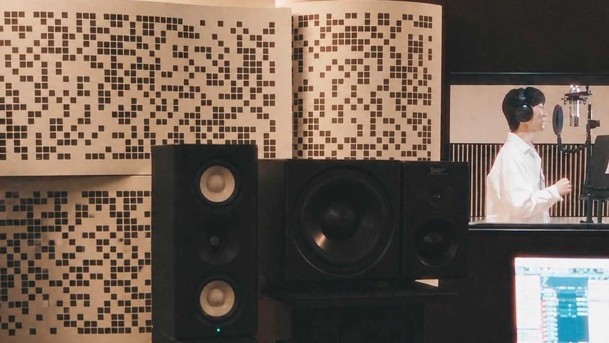 Gong Hoon Gives A Thousand Years Warm MV