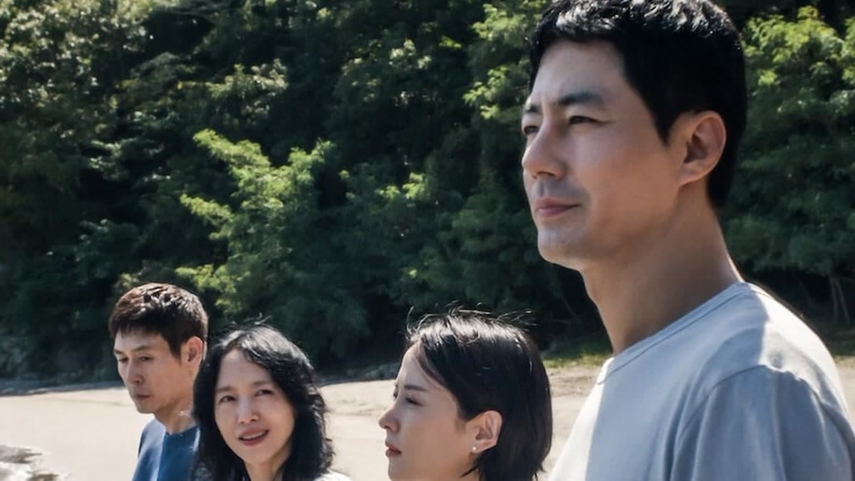 The Global Pivot: How Festival Acclaim and Netflix Rescued Lee Chang-dong’s Possible Love
