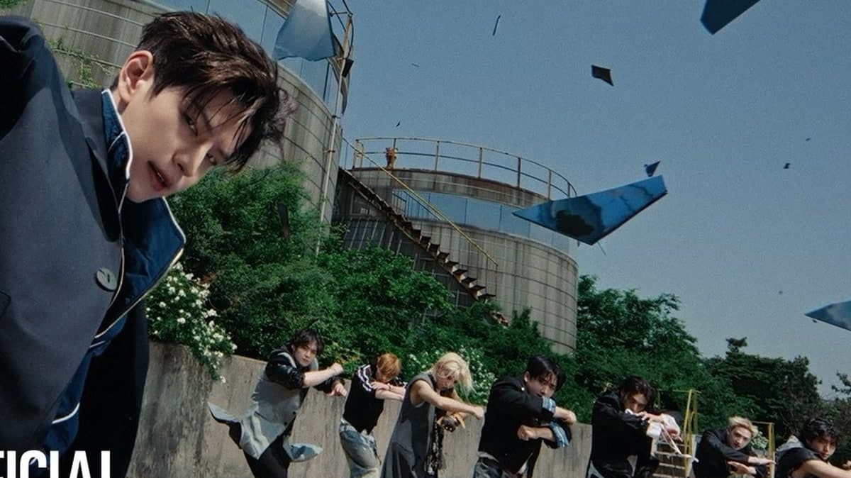 Stray Kids Drop This & That MV