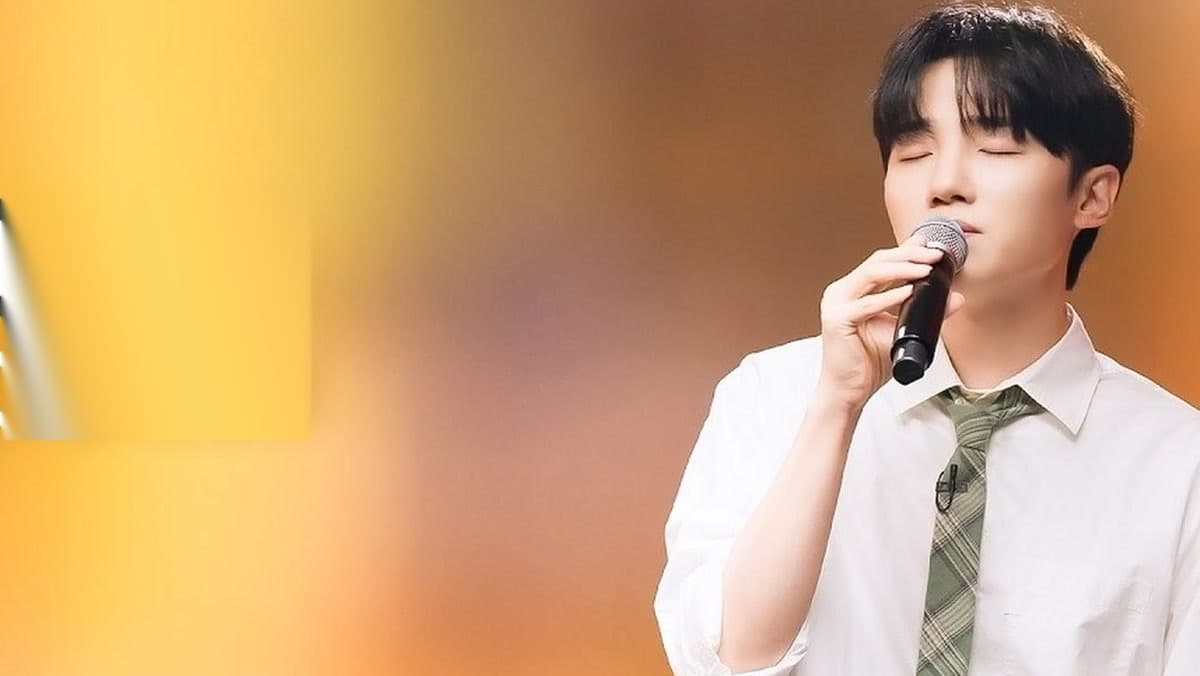 So Soo Bin Turns Leemujin Service Intimate