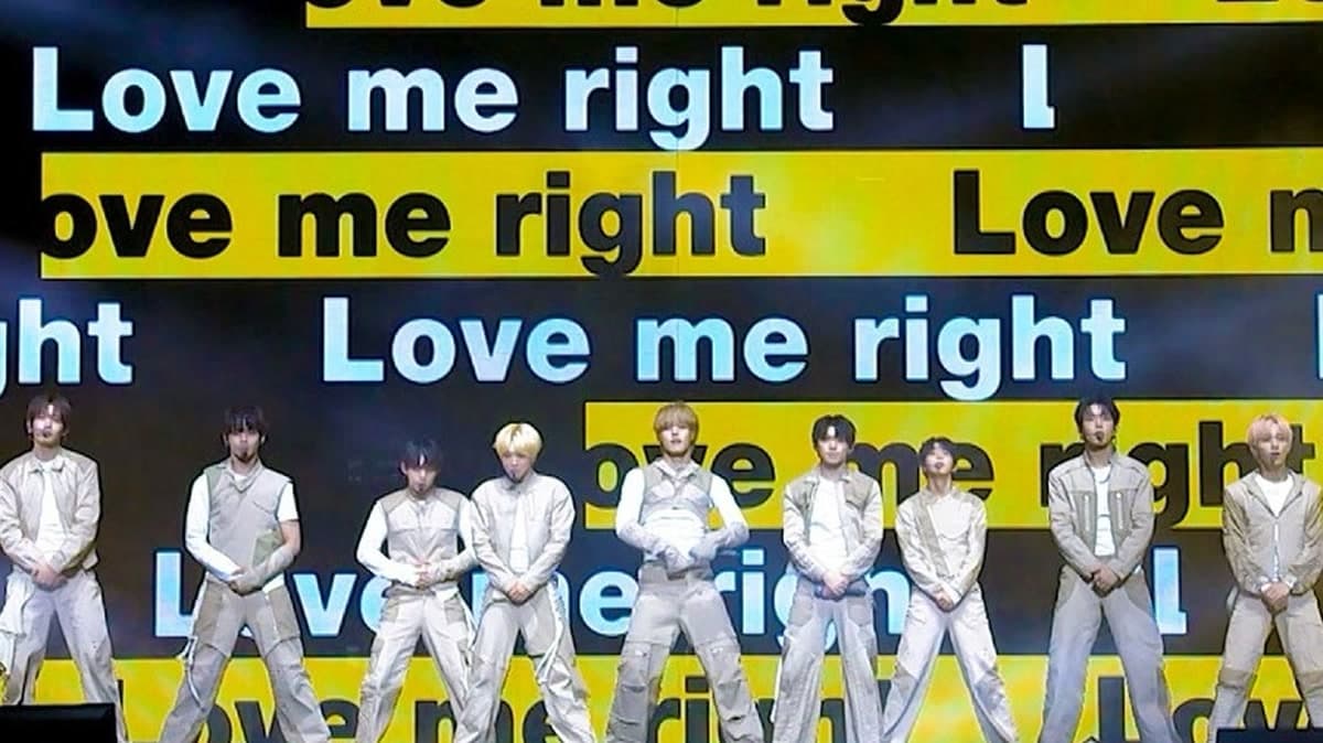 AHOF Revisits EXO on Manila Tour Stage